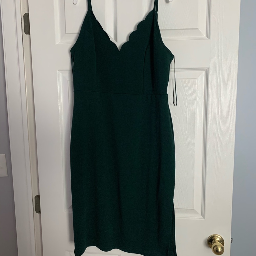 Socialite scalloped emerald green dress with slit